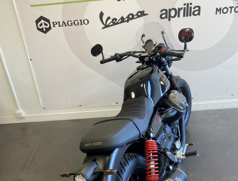 MOTO GUZZI V7 SPECIAL EDITION 2023