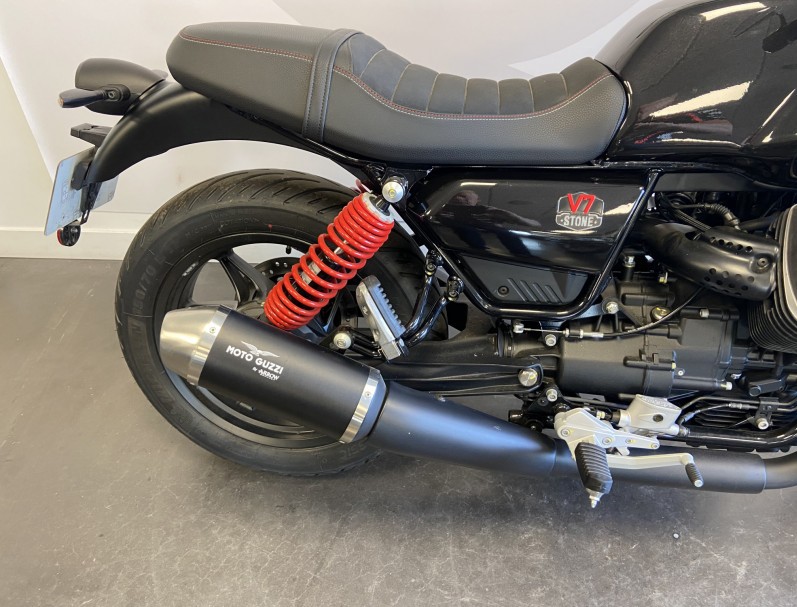 MOTO GUZZI V7 SPECIAL EDITION 2023