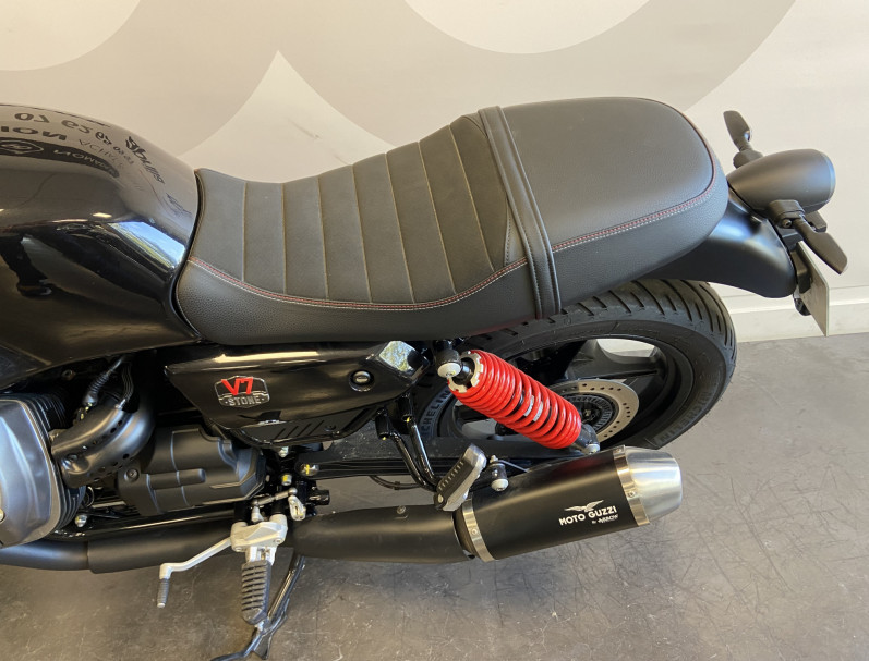 MOTO GUZZI V7 SPECIAL EDITION 2023