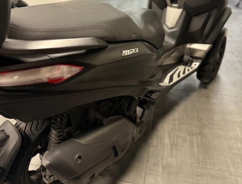 PIAGGIO MP3 530 HPE EXCLUSIVE