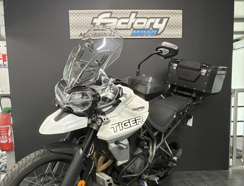 TRIUMPH TIGER 800 XCA