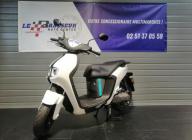 YAMAHA NEO