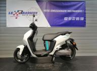 YAMAHA NEO