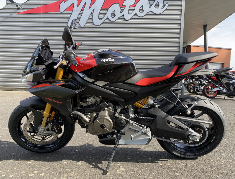 APRILIA TUONO 660 FACTORY 2025