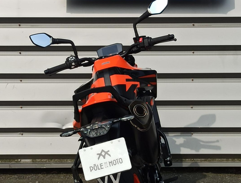KTM 890 DUKE