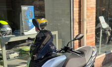 APRILIA SR GT 125 GARANTIE 5 ANS NEUF LIVRAISON POSSIBLE