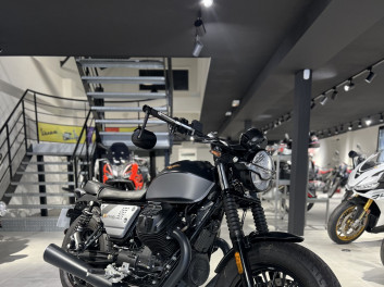 MOTO GUZZI V9 BOBBER