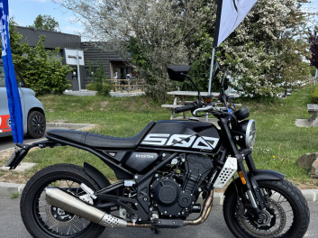 BRIXTON MOTORCYCLES CROSSFIRE 500 X