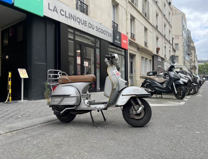 VESPA PX 125 CC GARANTIE 6 MOIS GRIS BRILLANT BON ETAT CRIT