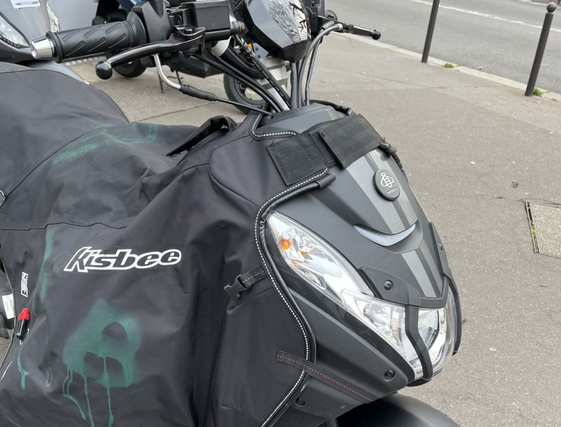 PEUGEOT KISBEE S NAKED