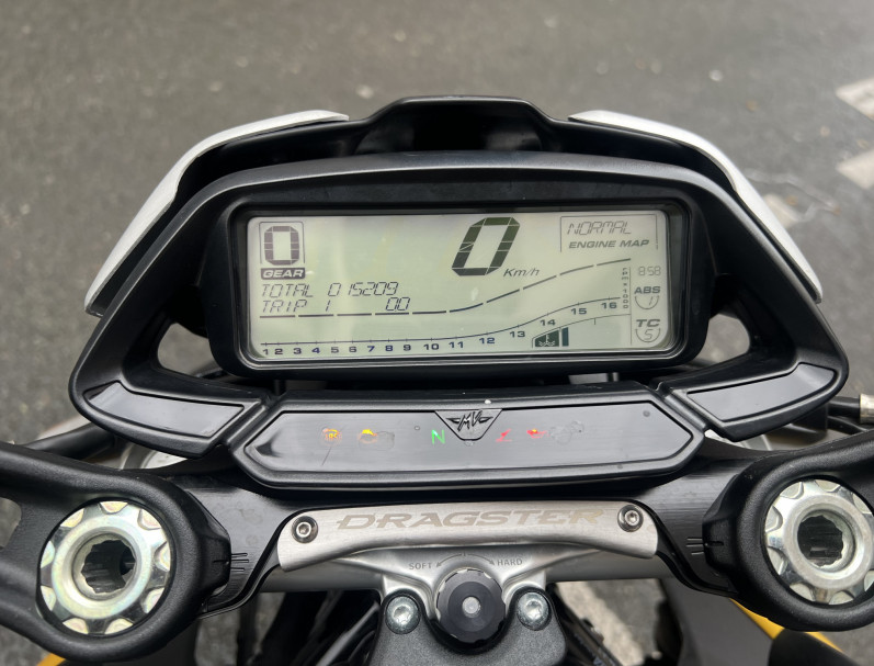 MV AGUSTA BRUTALE 800 RR ABS GARANTIE 48 MOIS NOIR BRILLANT TRES BON ETAT CRIT