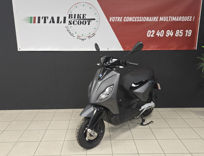 PIAGGIO 1 +