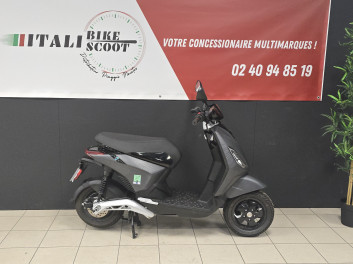 PIAGGIO 1 +