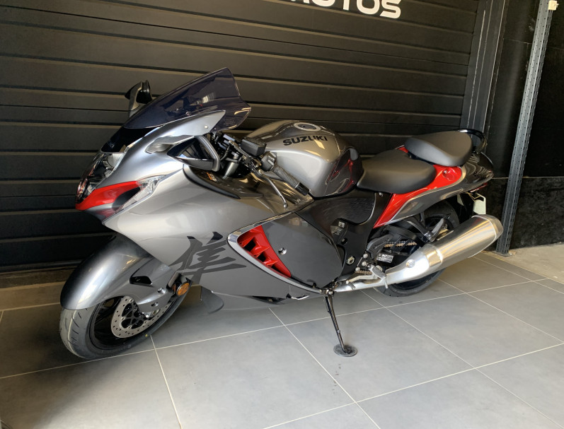 SUZUKI GSX-R 1340 HAYABUSA