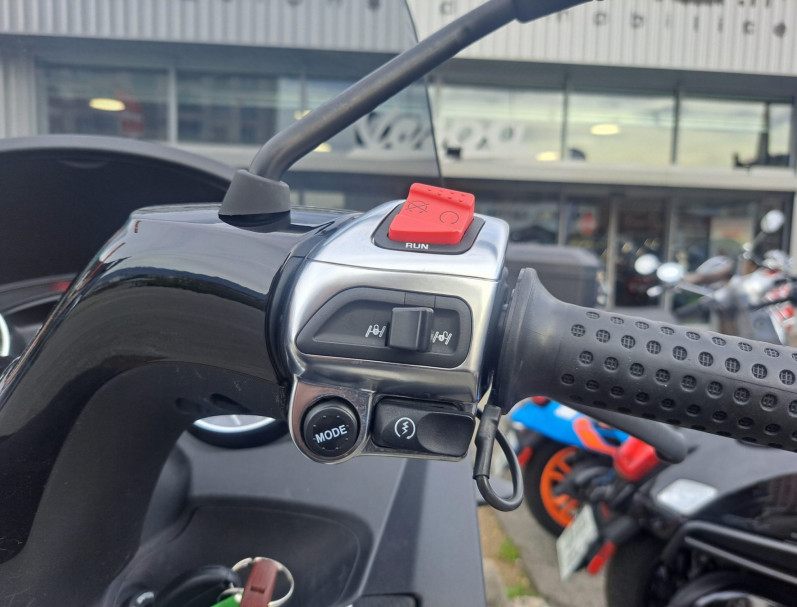 PIAGGIO MP3 500 ABS/ASR