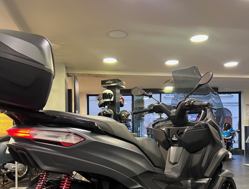 PIAGGIO MP3 400 HPE SPORT ABS ASR