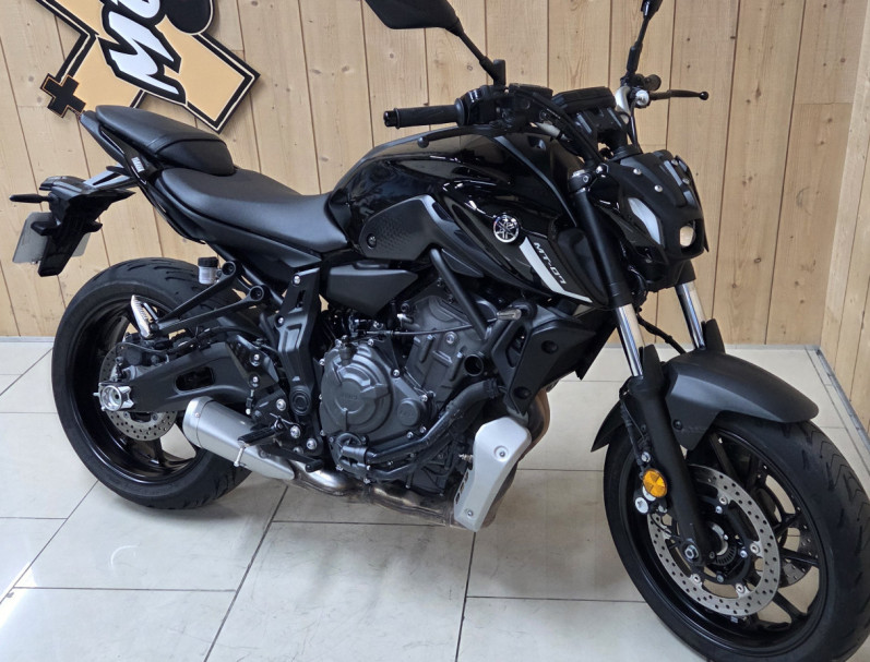 YAMAHA MT 07 (47.5CV) 2024