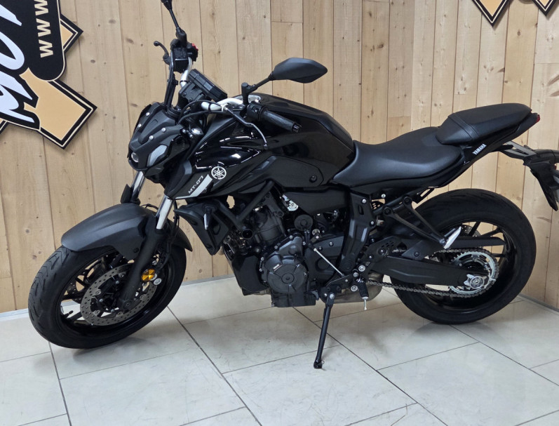 YAMAHA MT 07 (47.5CV) 2024