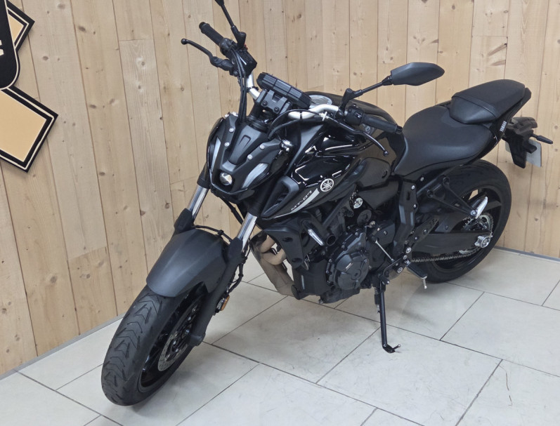 YAMAHA MT 07 (47.5CV) 2024