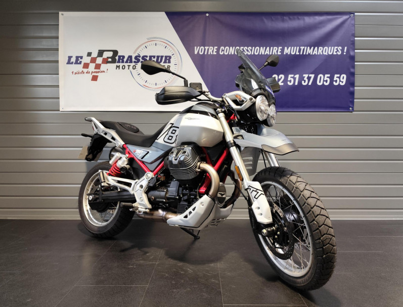 MOTO GUZZI V85 TT 