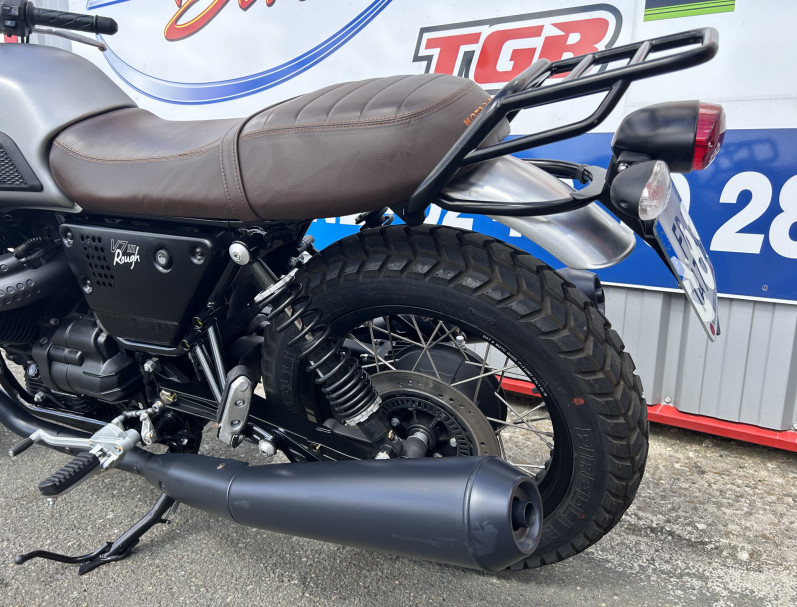MOTO GUZZI V7 III ROUGH 750