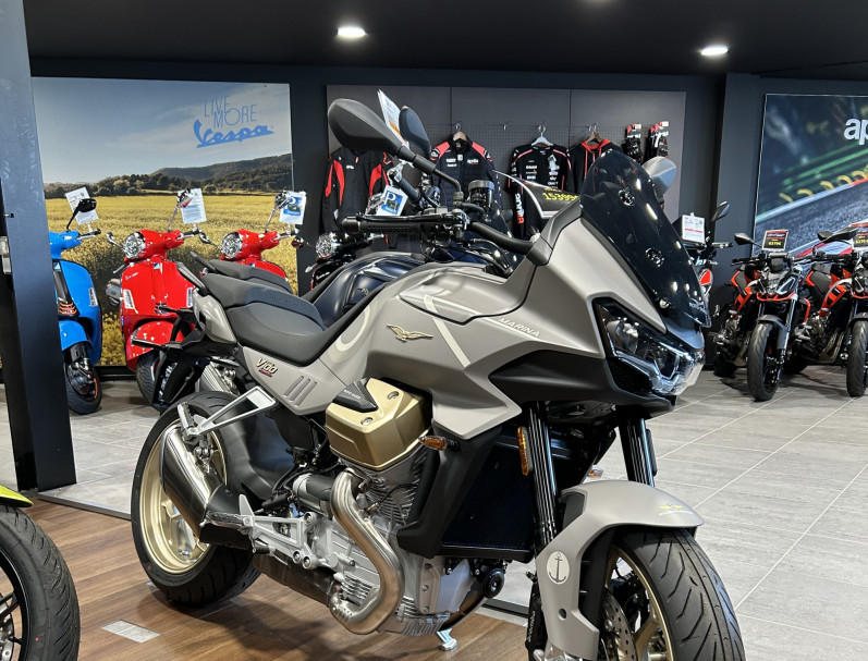 MOTO GUZZI V100 Mandello Aviazione Navale