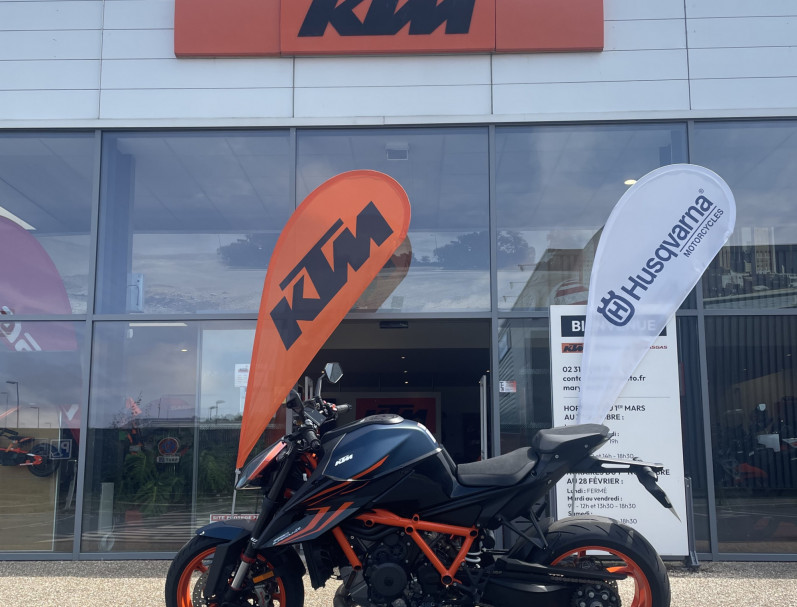 KTM 1290 SUPER DUKE R