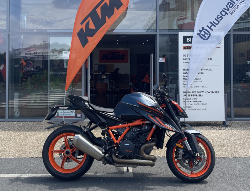 KTM 1290 SUPER DUKE R