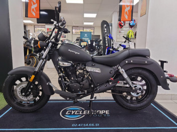 KEEWAY SUPERLIGHT 125 – OCCASION COMME NEUVE – 534 km !