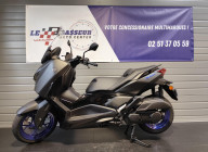 YAMAHA XMAX 125