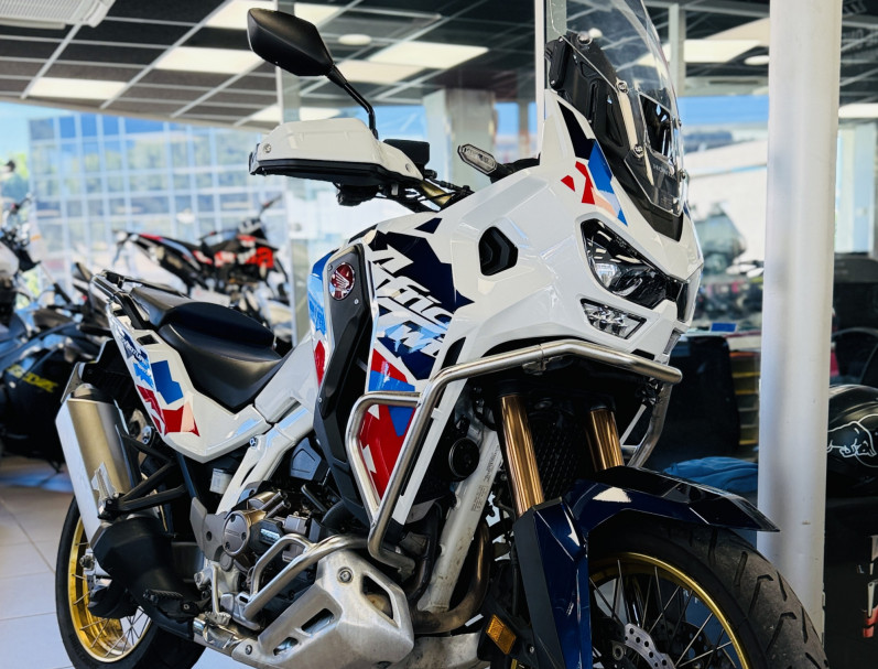 HONDA AFRICA TWIN DCT ADVENTURE SPORTS REPLICA