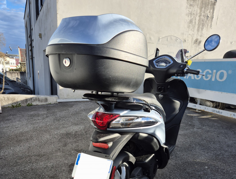 PIAGGIO LIBERTY 125 ABS E5 GRIS DELICATO