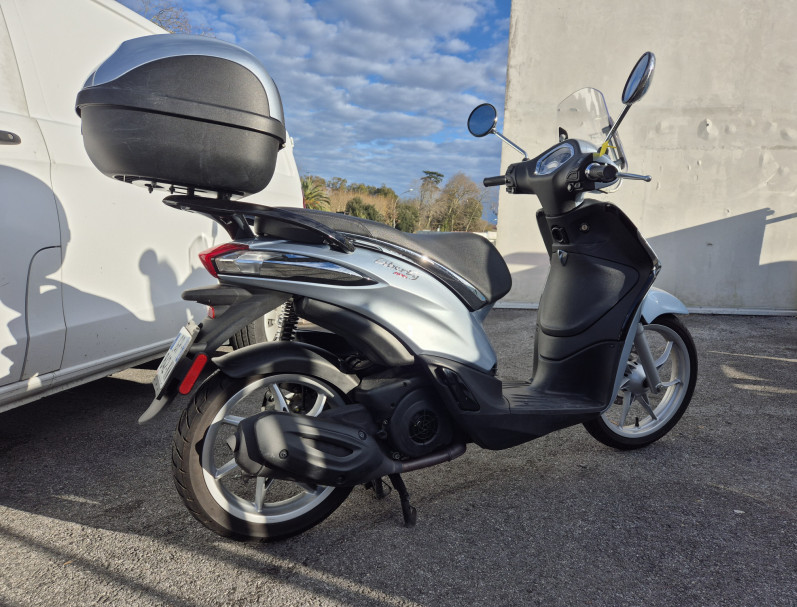 PIAGGIO LIBERTY 125 ABS E5 GRIS DELICATO