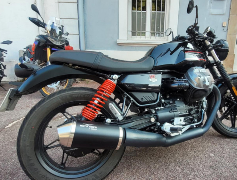 MOTO GUZZI V7 SPECIAL SE