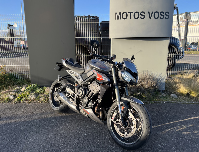 TRIUMPH STREET TRIPLE 765 RS