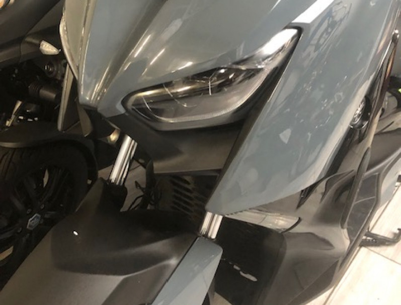 YAMAHA XMAX 300 Tech Max