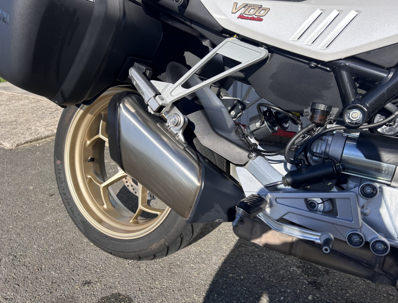 MOTO GUZZI V100  MANDELLO