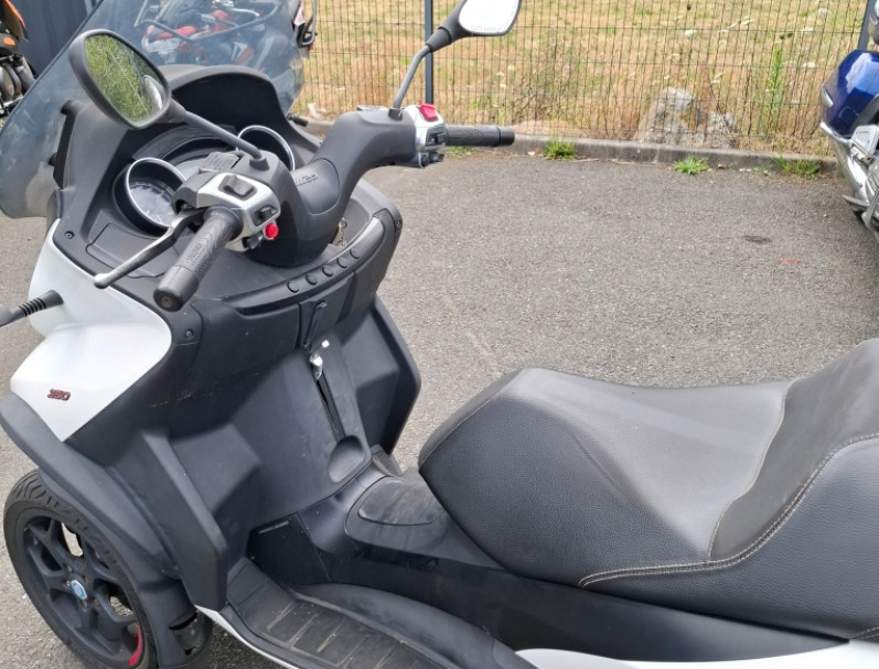 PIAGGIO MP3 350 ABS/ASR LIVRAISON OFFERTE*