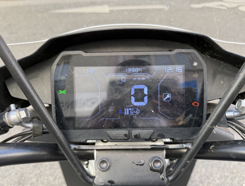 PIAGGIO 1 + 45 CC GARANTIE 6 MOIS NOIR MAT BON ETAT CRI