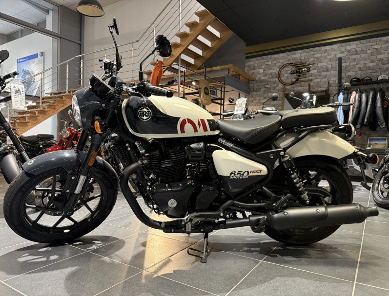 ROYAL ENFIELD SHOTGUN 650