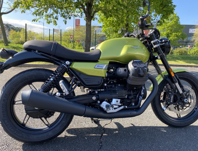 MOTO GUZZI V7 SPORT 