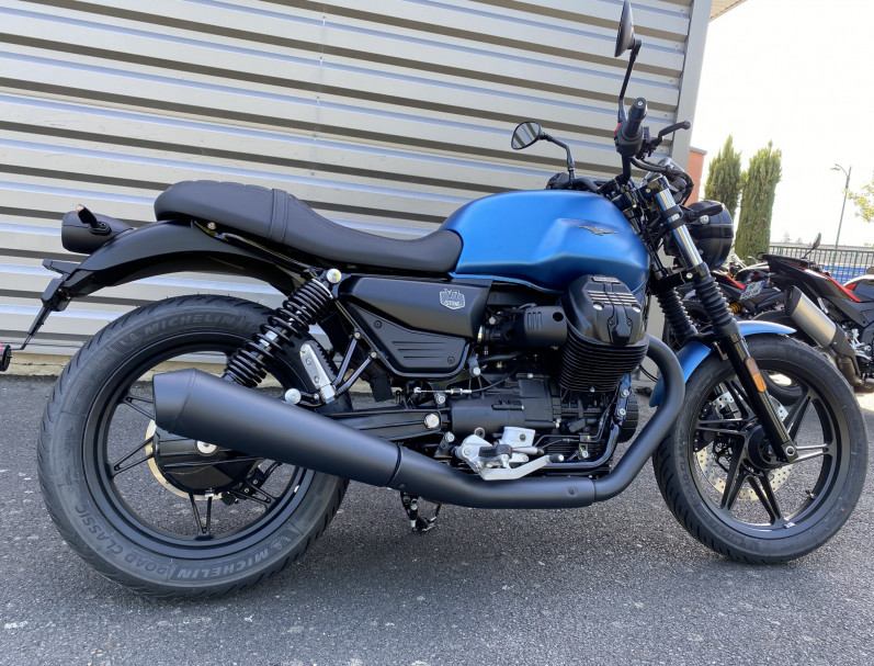 MOTO GUZZI V7 SPORT 