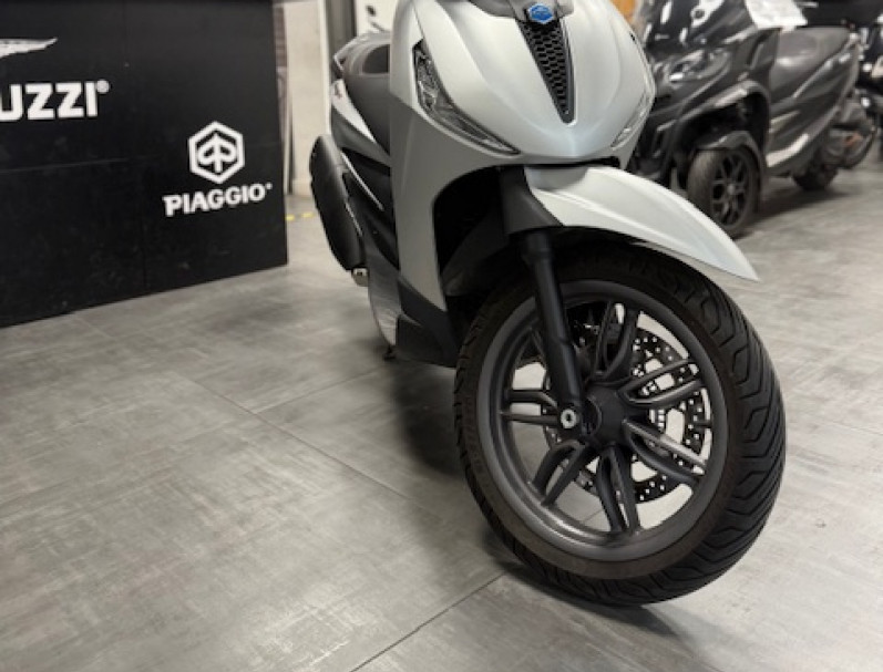 PIAGGIO BEVERLY S 400