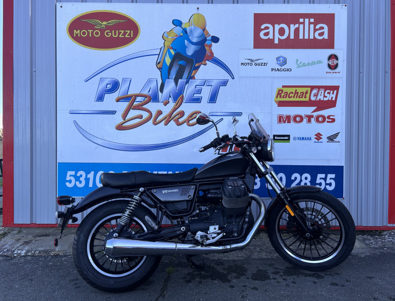 MOTO GUZZI V9 ROAMER