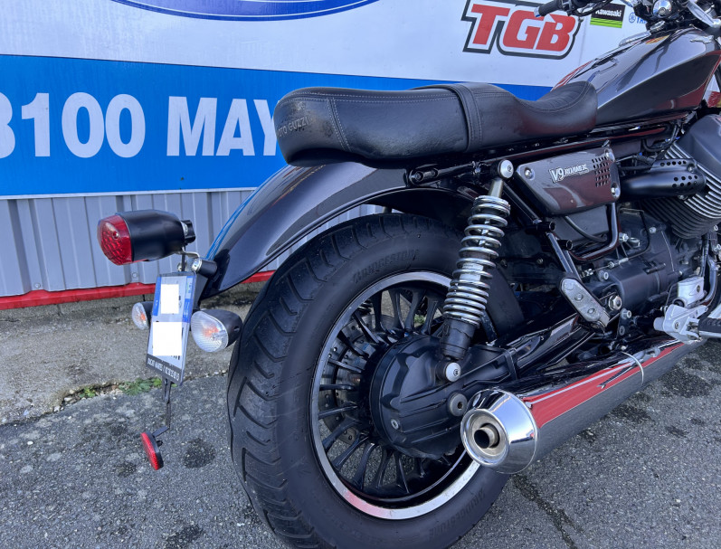 MOTO GUZZI V9 ROAMER