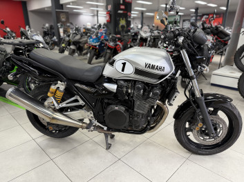 YAMAHA XJR 1300 SP