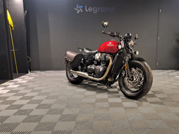 TRIUMPH Bonneville Bobber 1200